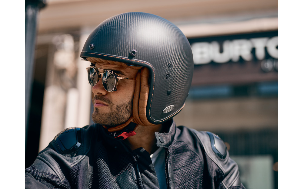 Quel casque pour rouler en scooter ? Le Guide