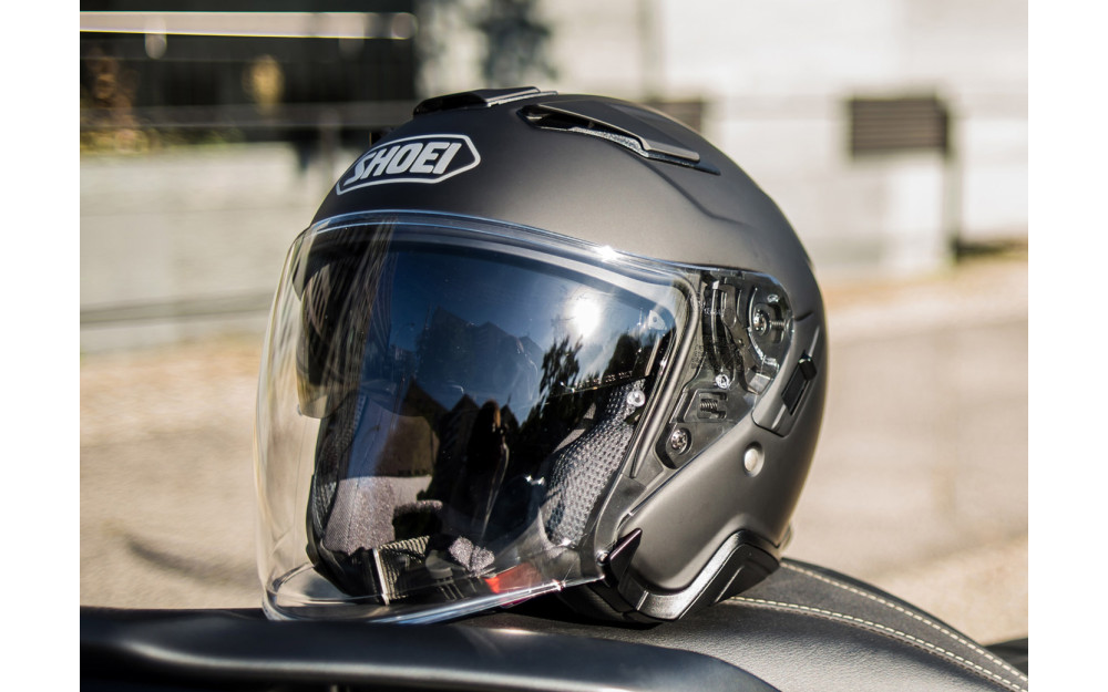 Casque moto : fibre ou polycarbonate ? Guide d'achat